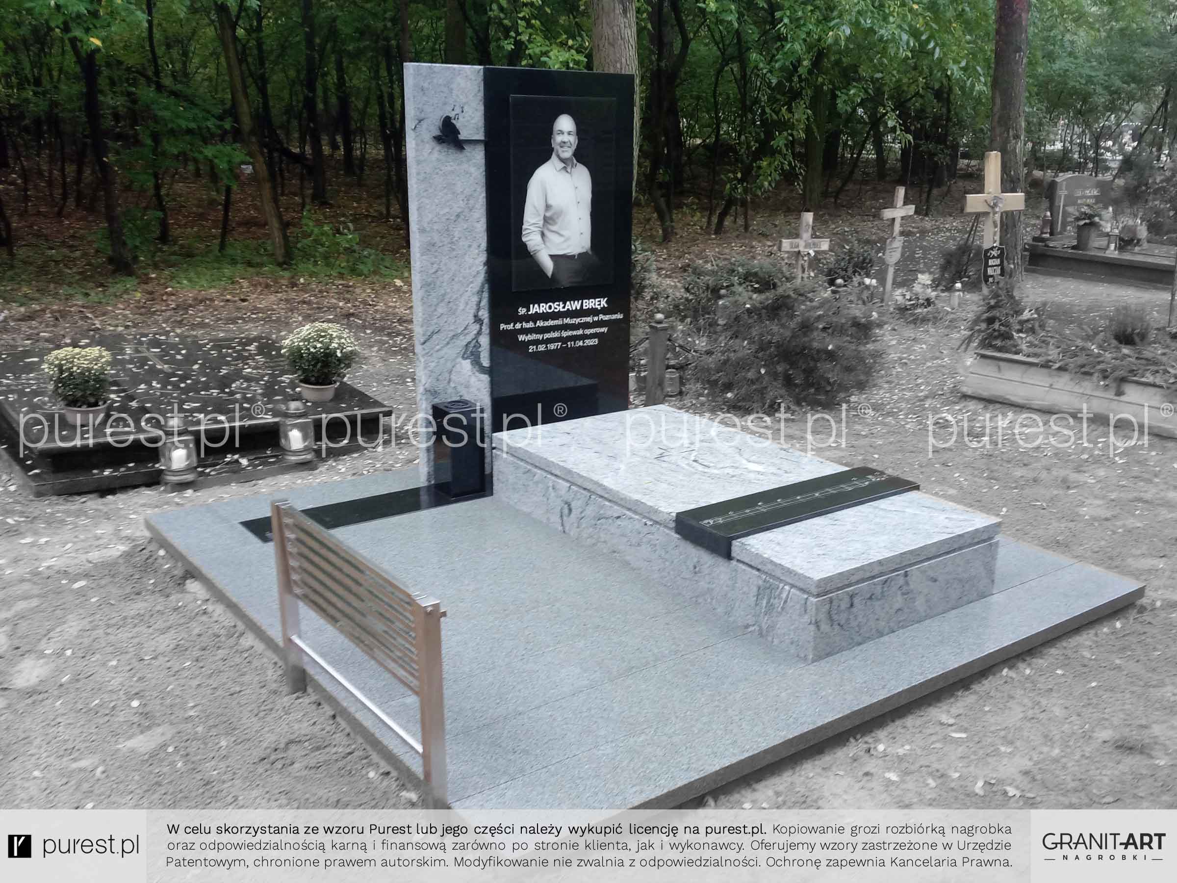 Pomnik ze zdjęciem dla muzyka, z nutami, Poznań