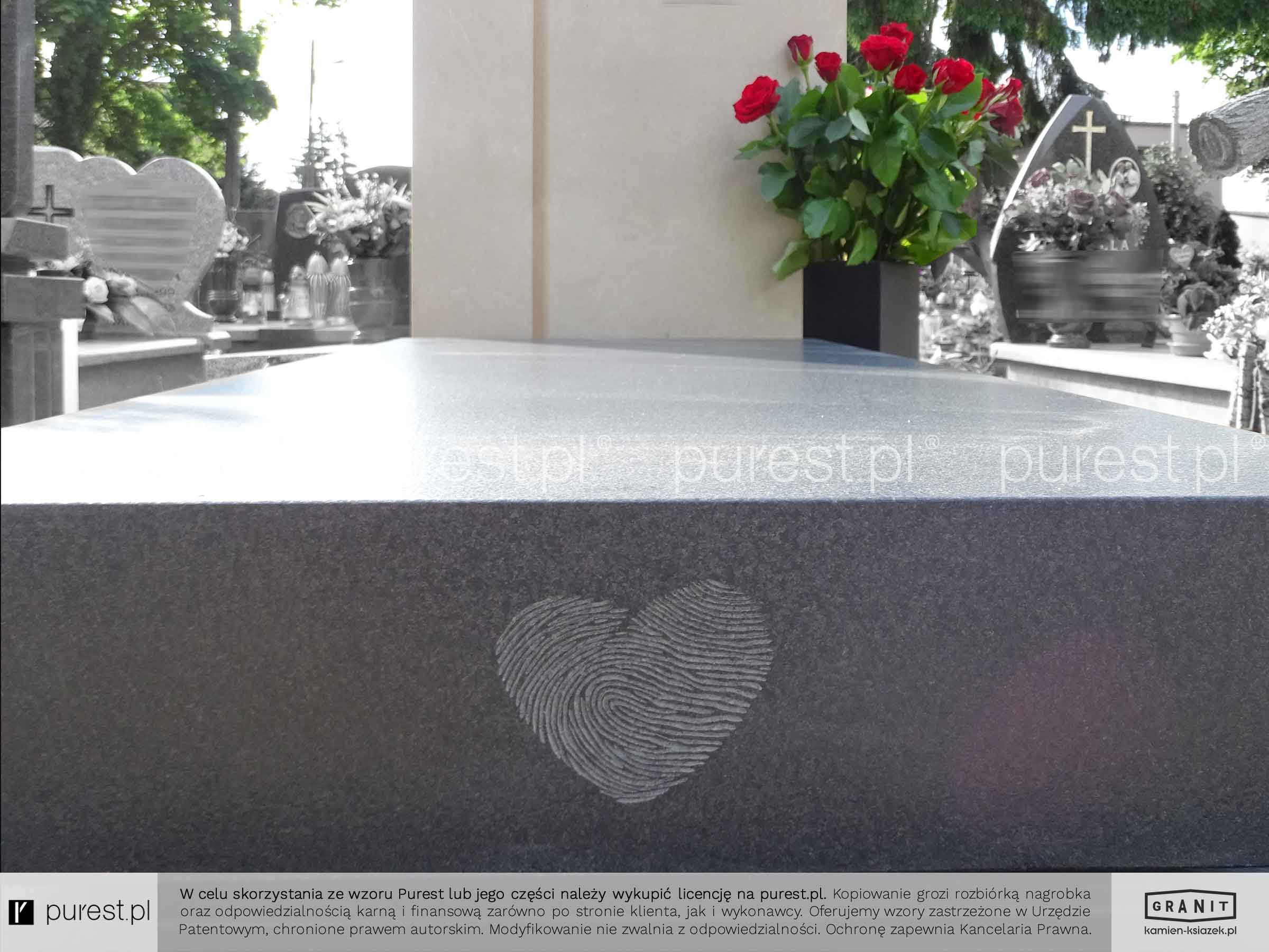 serce z linii papilarnych na pomnik